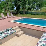 Tara Villa